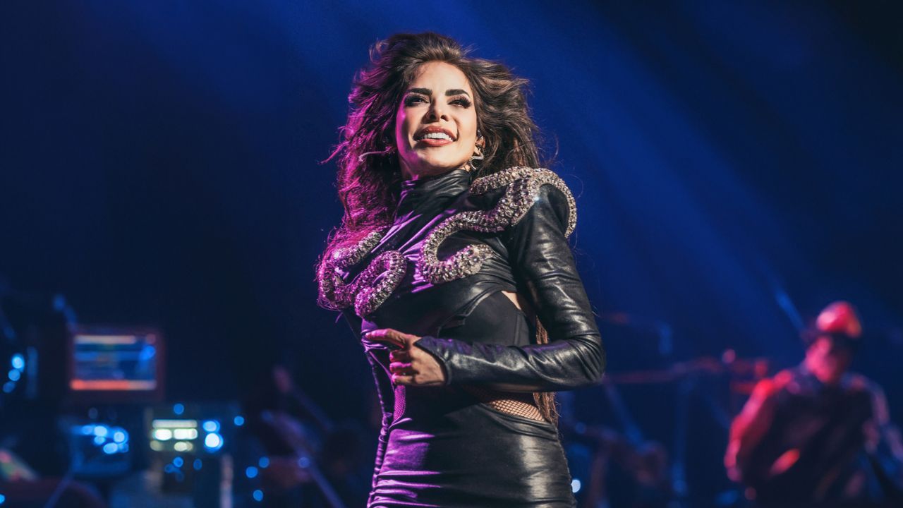 Imagen de A sus 57 años, Gloria Trevi deslumbra con su figura en traje de baño