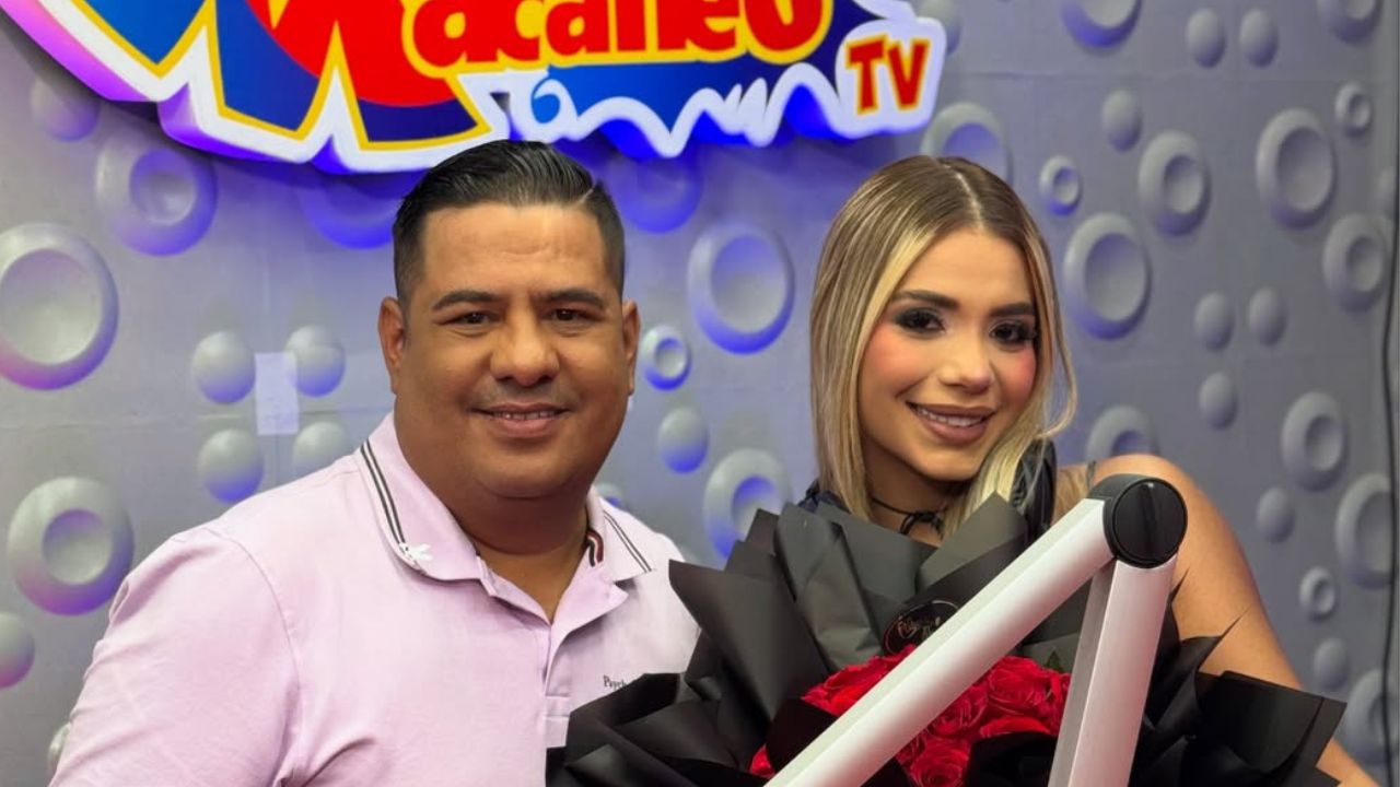 Imagen de Jennifer Funes debuta en la pantalla de Canal 5 como nueva voz de El Macaneo TV