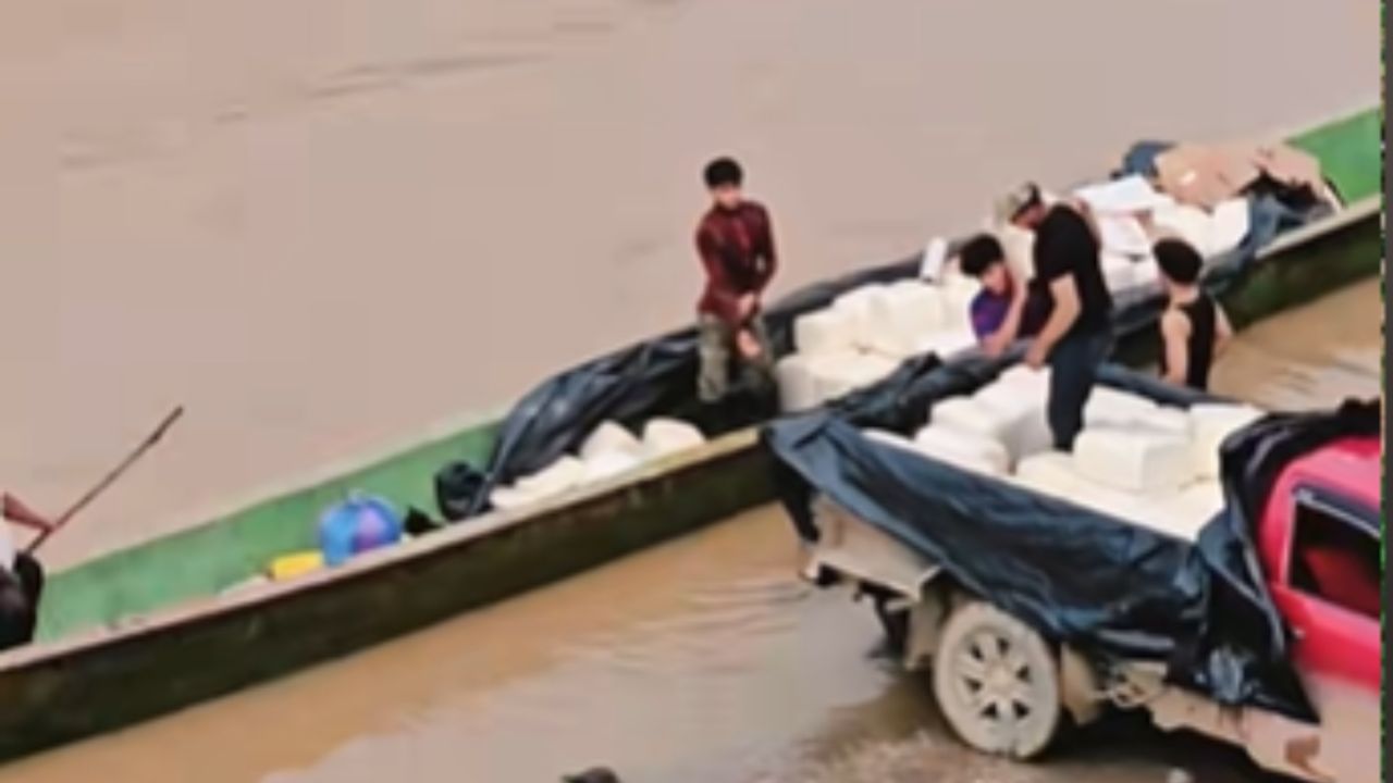 Imagen de Olancho en la mira: lancha es captada en video con misteriosa carga. ¿ Que transportaba?