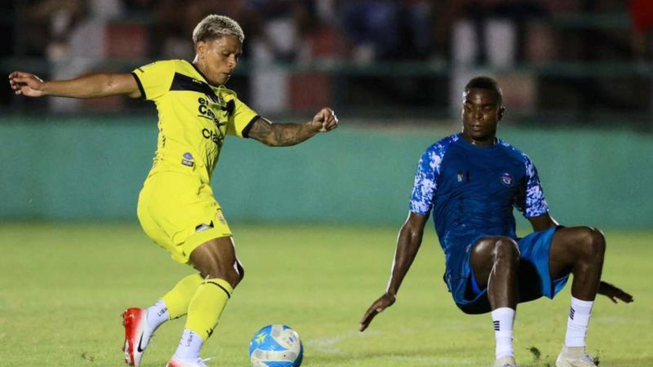 Imagen de Darixon Vuelto y Gustavo Moura aseguran el 3-0 con goles clave para Real España