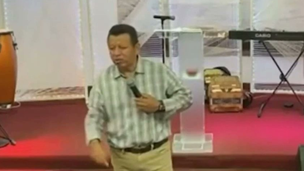 Imagen de Así operaba pastor que estafaba migrantes desde su iglesia