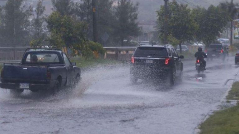 Imagen Principal de Nota: Ingreso de humedad provocará lluvias en el sur y suroccidente de Honduras