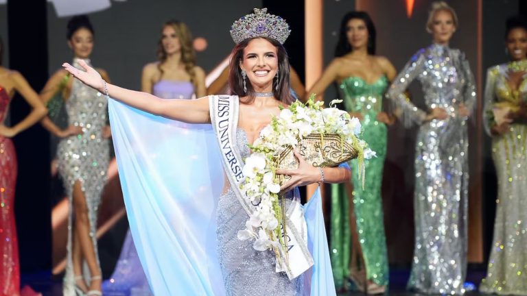 Imagen Principal de Nota: Miss Costa Rica ofrece su corona y cumple promesa