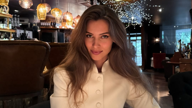 Imagen Principal de Nota: Fallece ex Miss Universo, meses después de su boda