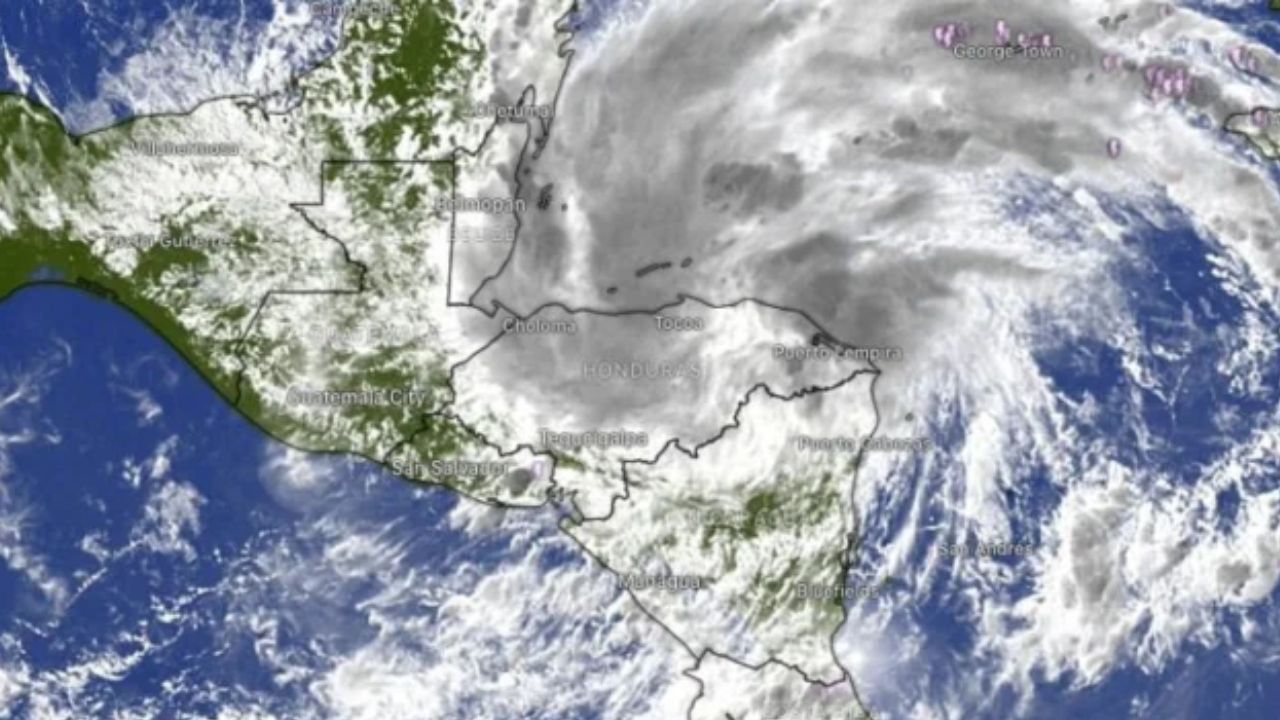 Imagen Principal de Nota: Onda tropical avanza hacia Honduras con lluvias
