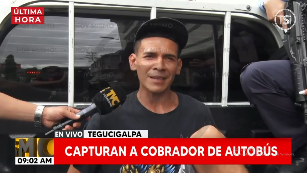 ¿Te pueden detener por trabajar en calzoneta? Esto pasó en el transporte público