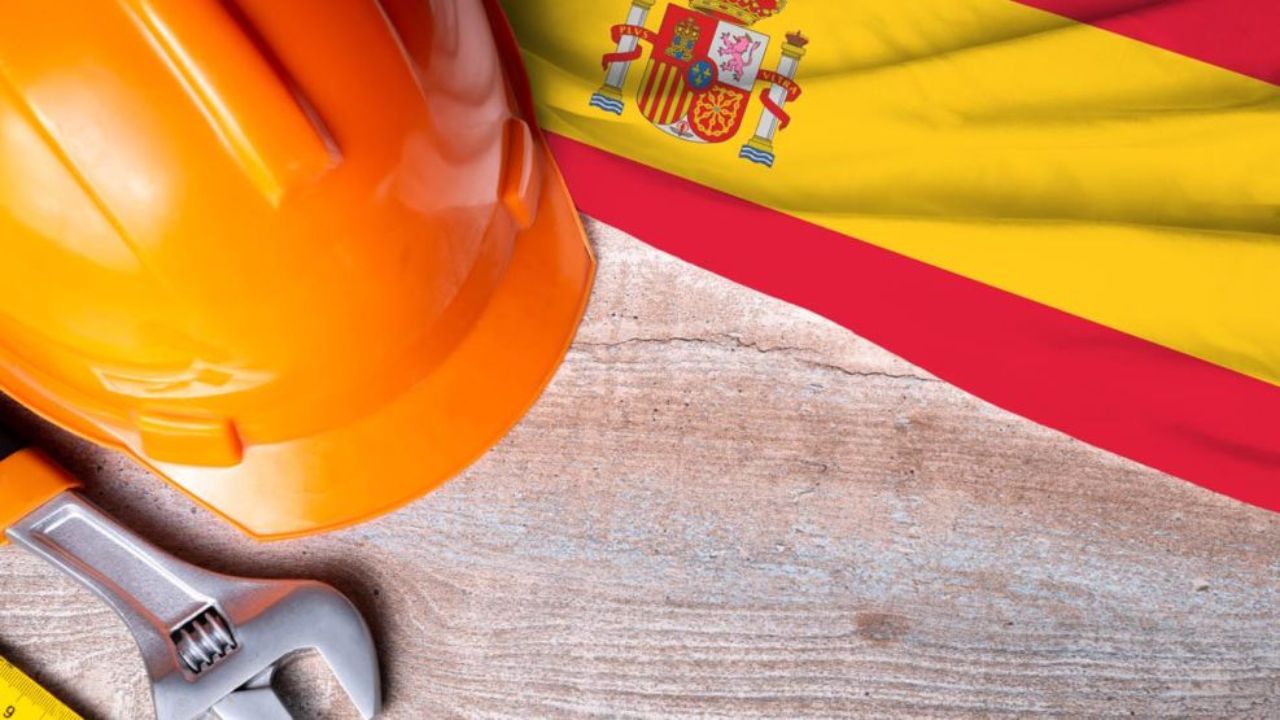 Estos son los requisitos para que migrantes puedan trabajar en España