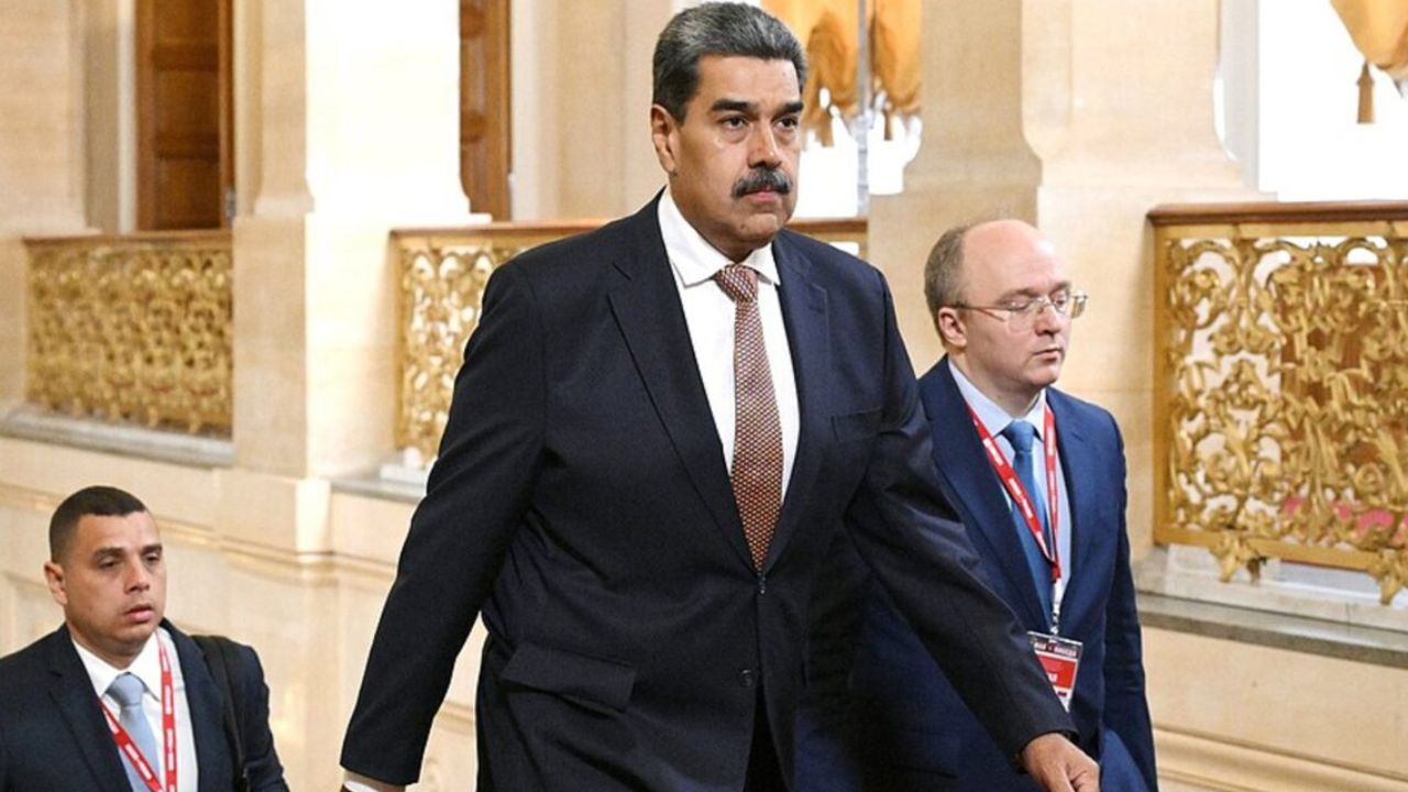 Imagen Principal de Nota: Tensión en Venezuela: Nicolás Maduro responde con movilización militar tras anuncio de EE. UU.