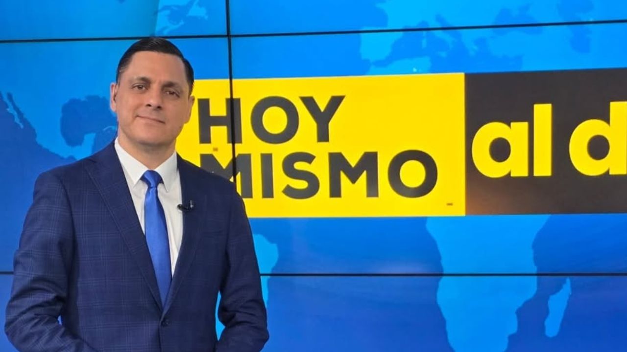 Imagen Principal de Nota: Efraín Farach, tras un año como presentador en Hoy Mismo, revela sus miedos y fortalezas