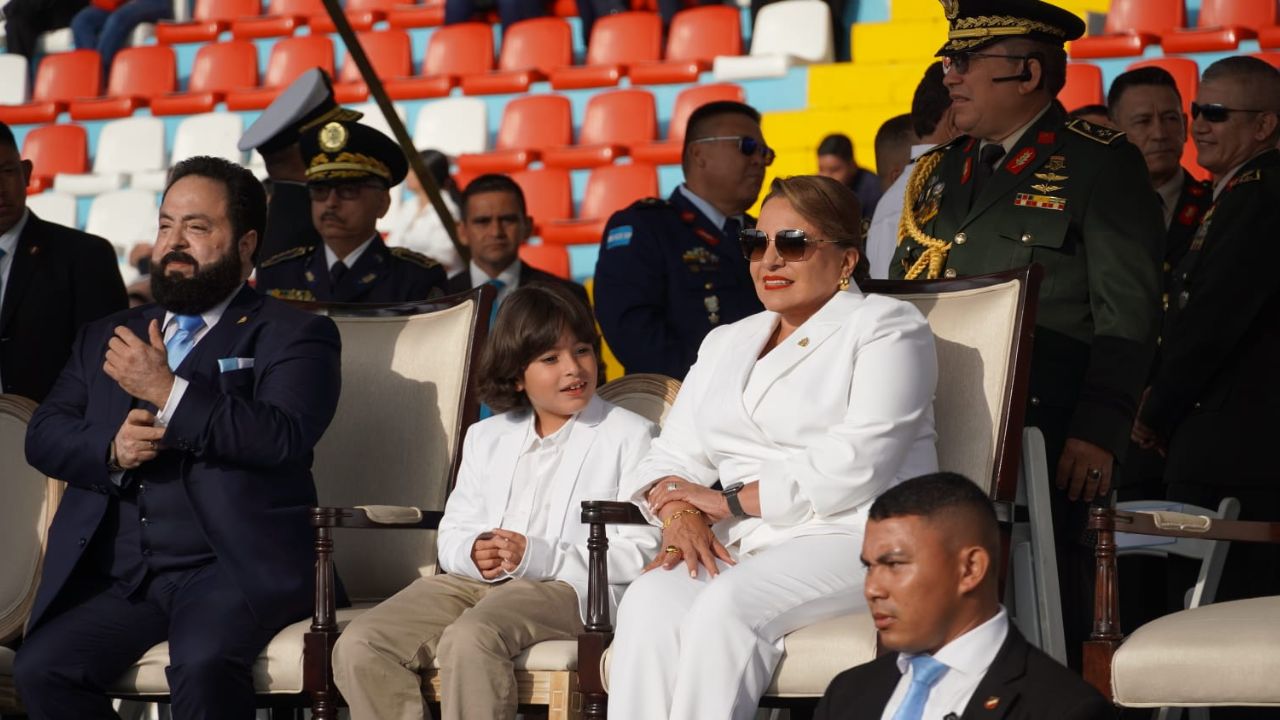 Presidenta y su nieto