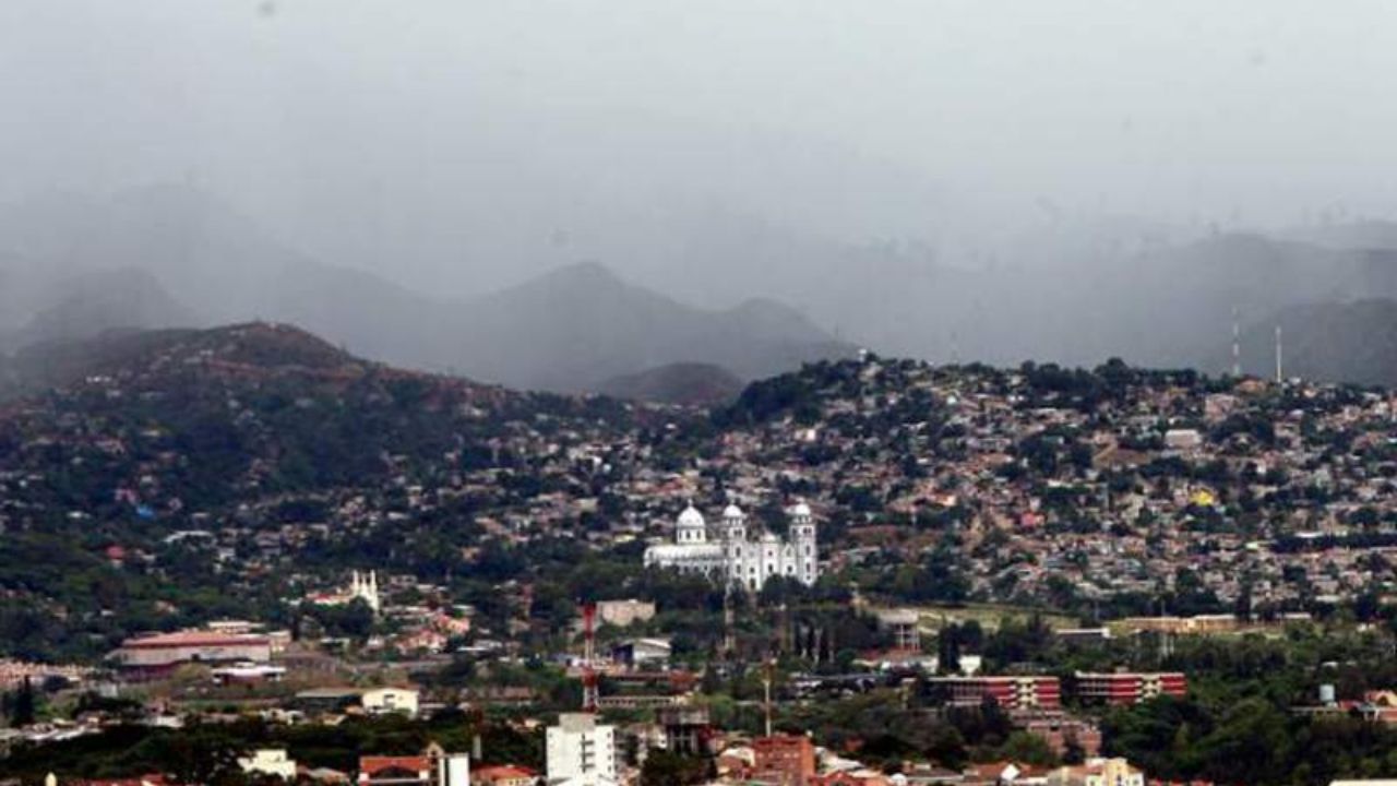 Imagen Principal de Nota: Copeco pronostica clima inestable en Honduras con lluvias aisladas para este martes