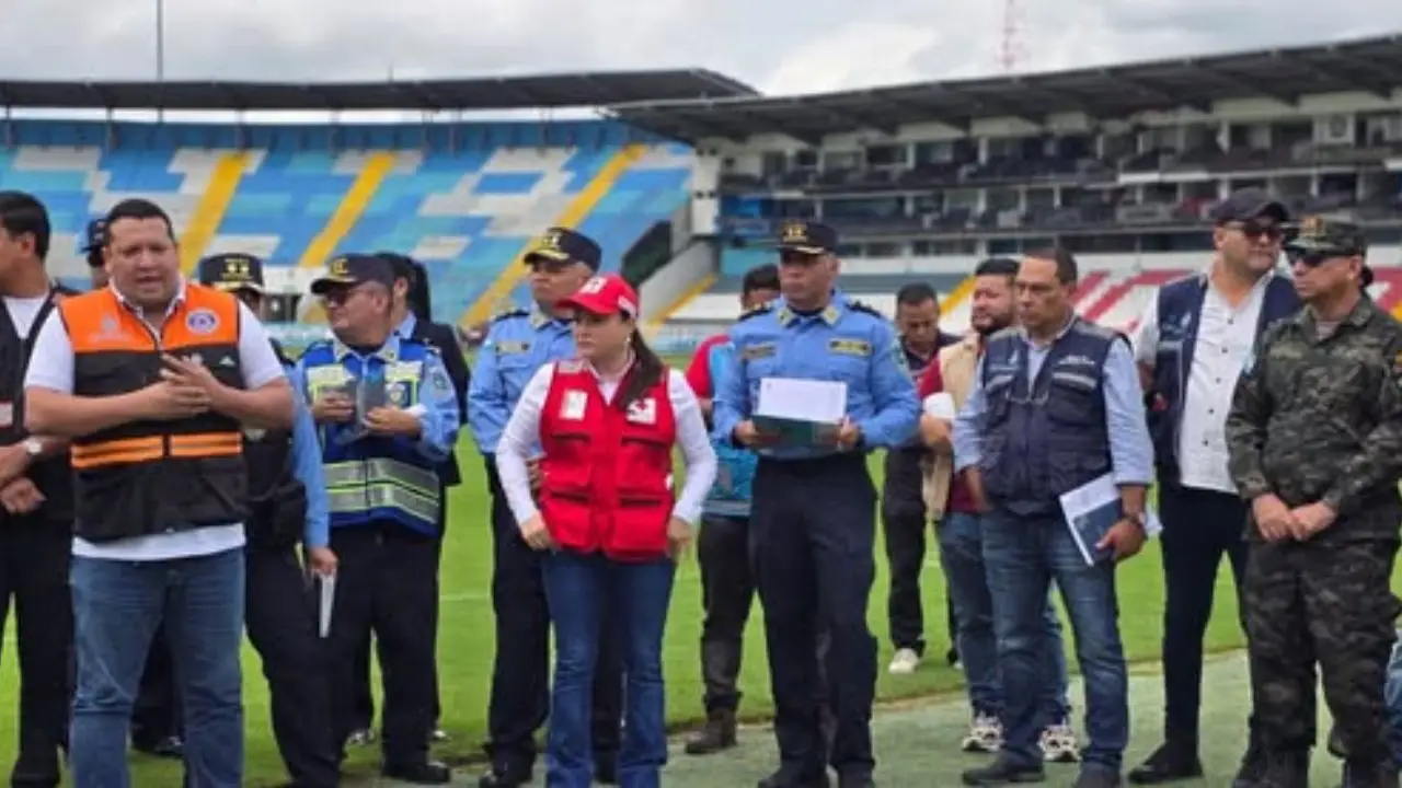 Más de 3 mil policías resguardarán los desfiles del 15 de septiembre en Tegucigalpa