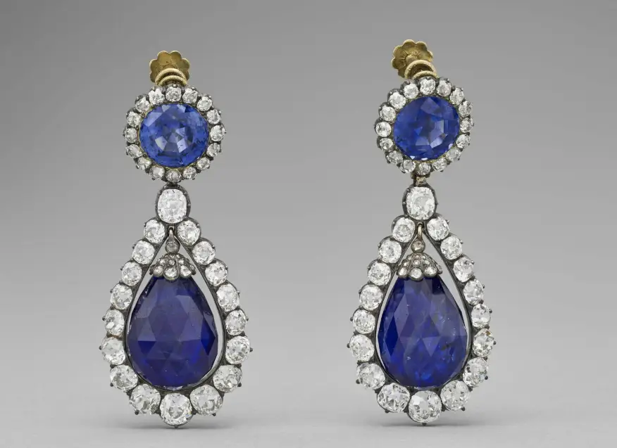 Conjunto de pendientes de la reina María Amelia y la reina Hortensia