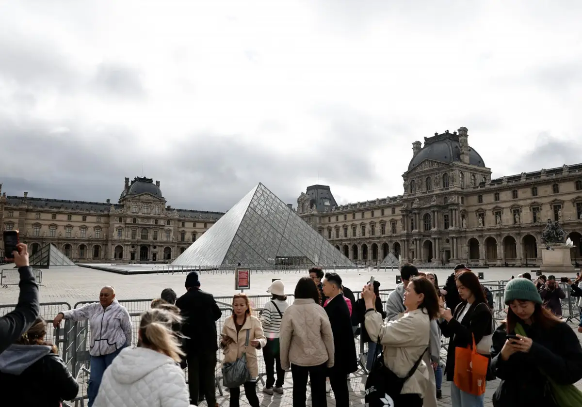 Estas son las ocho joyas robadas en el Museo del Louvre