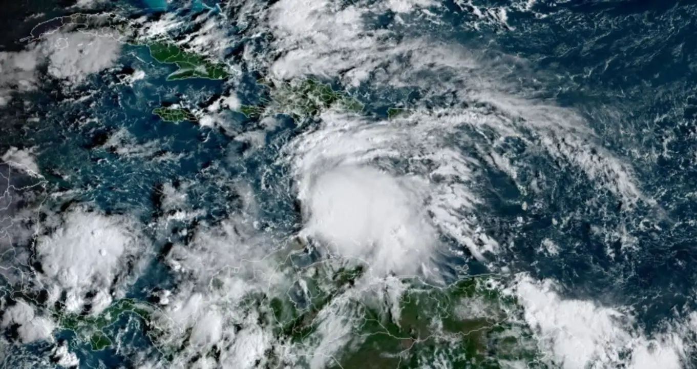 Estos países están en riesgo por el paso de la tormenta Melissa