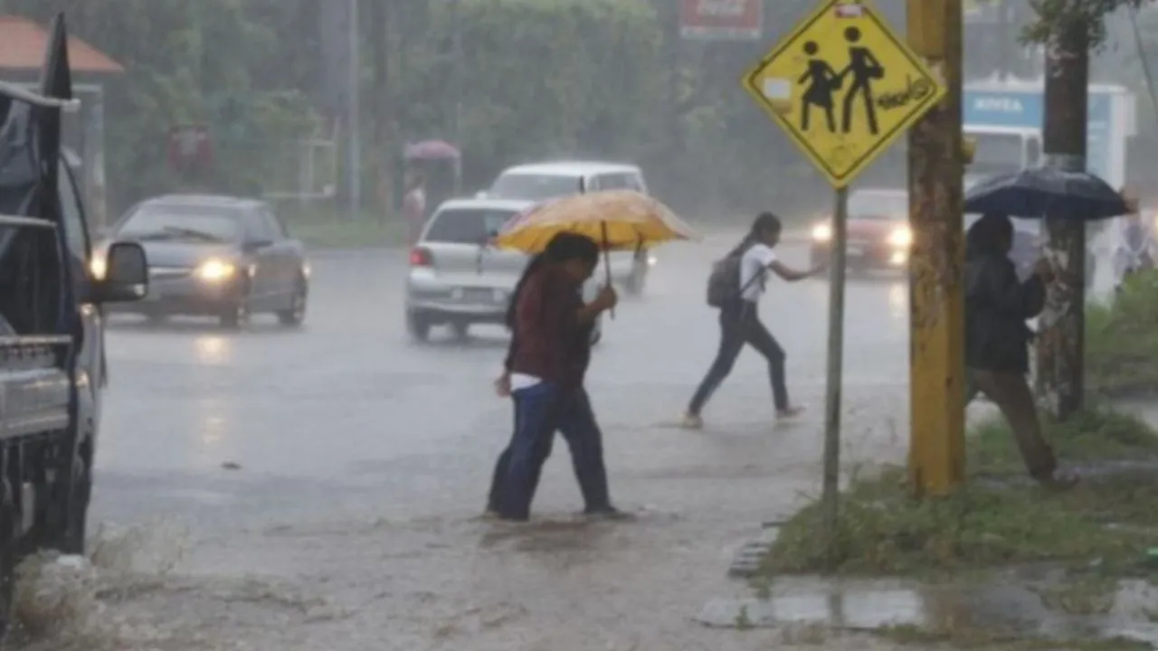 Intensas lluvias afectarán sur, occidente y centro de Honduras este jueves