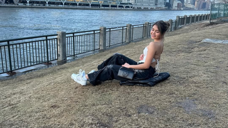 Imagen de Nota: Creadora de contenido hondureña pide que eliminen cuestionario cívico