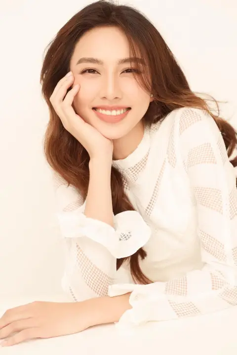  Nguyễn Thúc Thuỳ Tiên