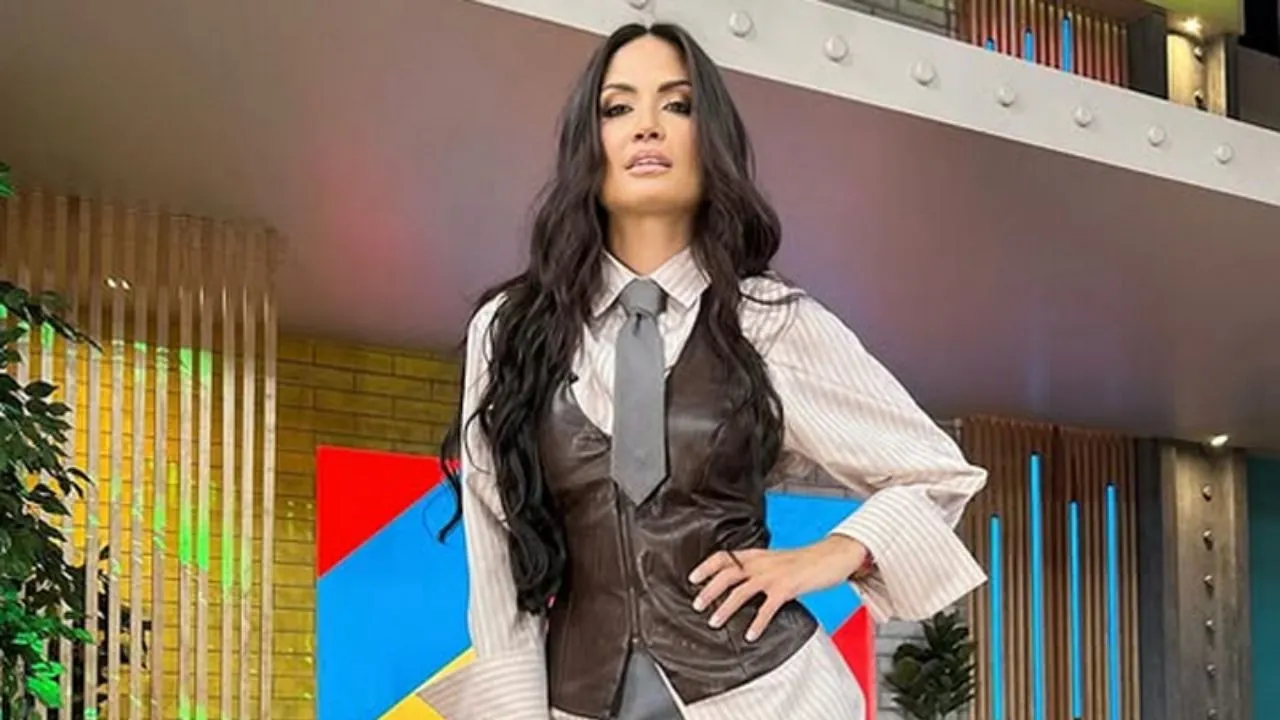 Presentadora recibe la noticia de la muerte de su padre en programa en vivo Imagen de Presentadora recibe la noticia de la muerte de su padre en programa en vivo