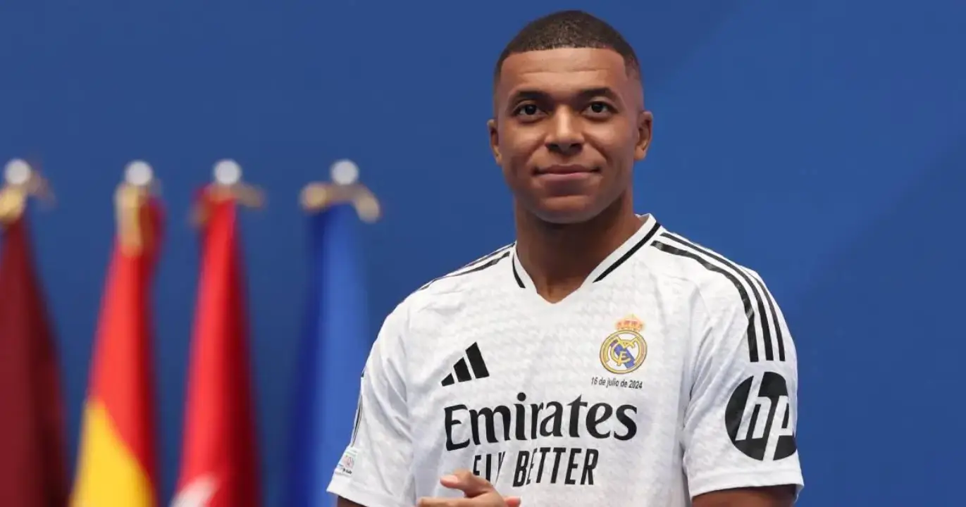 Imagen Principal de Nota: Kylian Mbappé estalla contra un periodista por esta razón