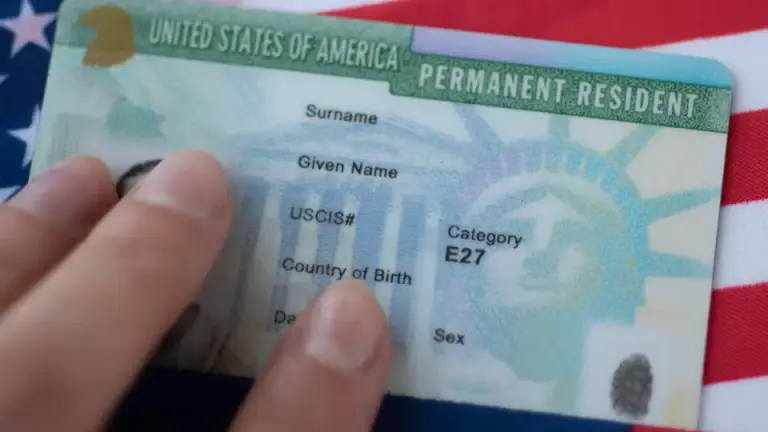 Imagen de Nota: Trump revisará green cards de 19 países: ¿incluye a Honduras?