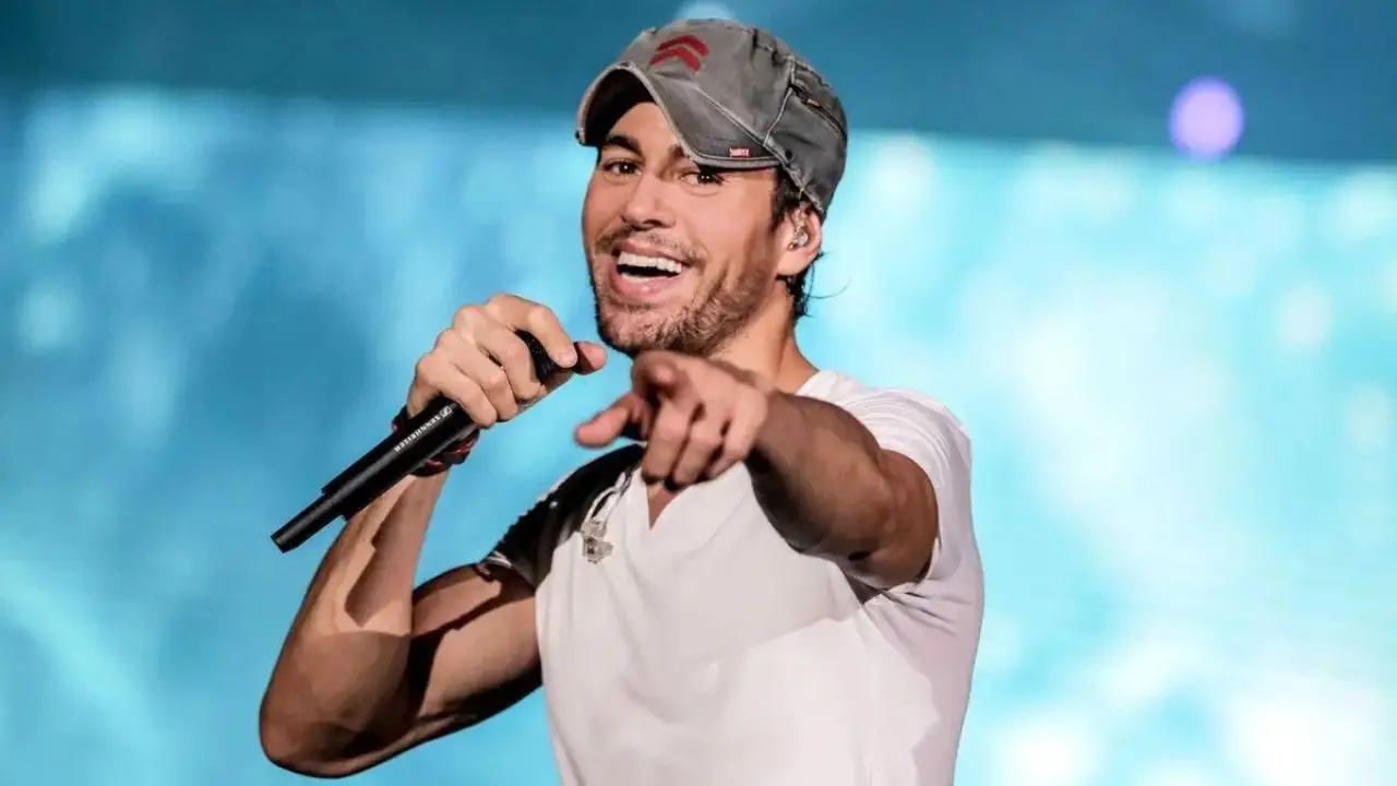 Enrique Iglesias y su esposa le dan la bienvenida a su cuarto hijo
