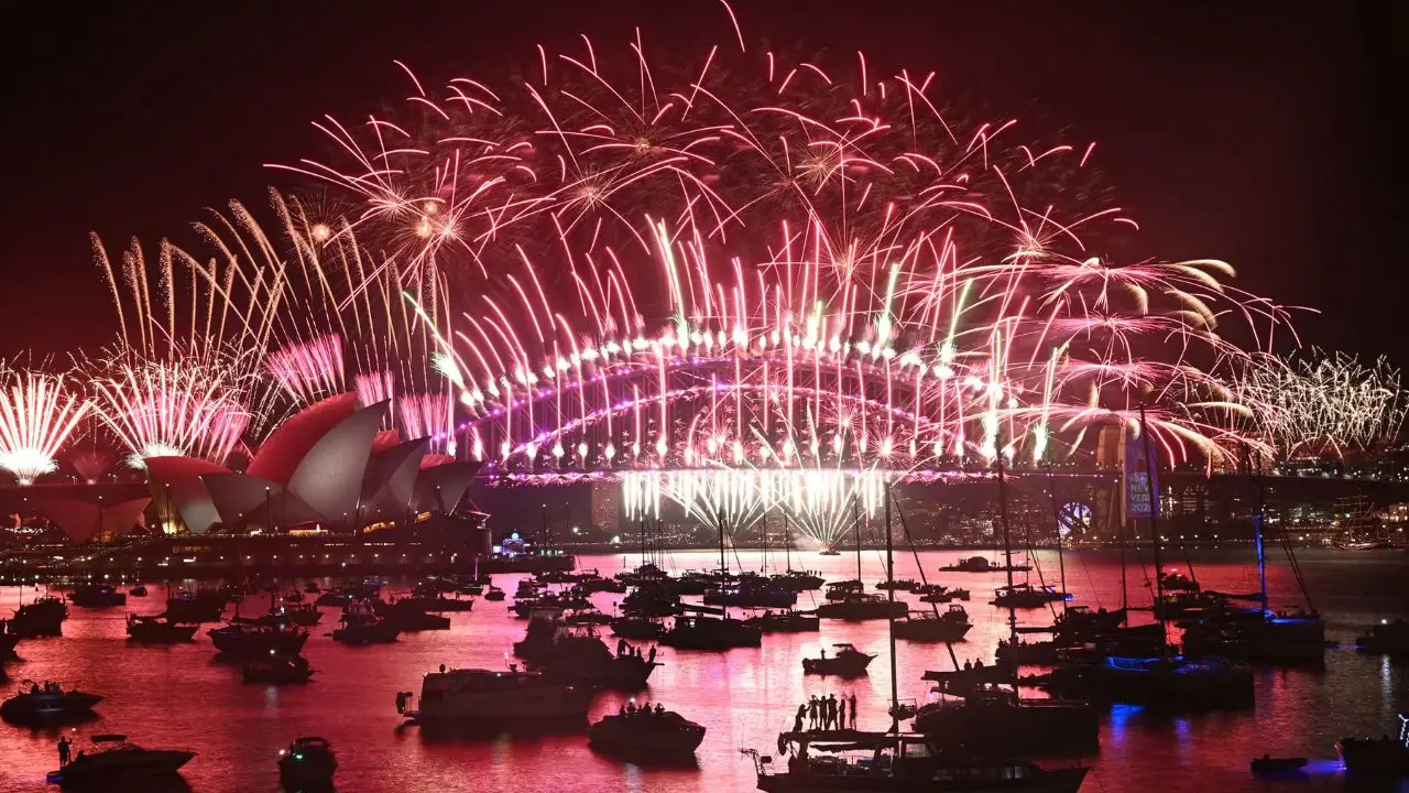 Imagen Principal de Nota: Estos países recibirán de primero y último el Año Nuevo 2026