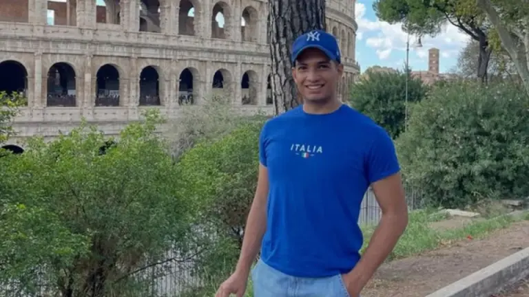 Imagen Principal de Nota: "Hoy amanecí en mi casa" Mime sorprende con su regreso a Honduras ¿sin retorno?