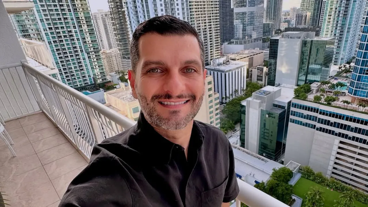 Imagen Principal de Nota: Samy Mustaklem sufre grave lesión jugando padel