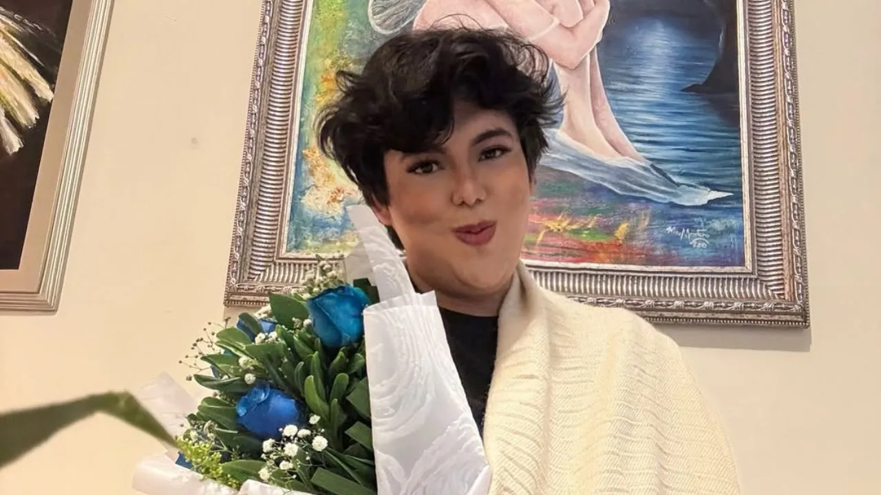 Imagen de Sandrez entra al mundo de los "retoquitos" estéticos, ¿nuevo rostro?