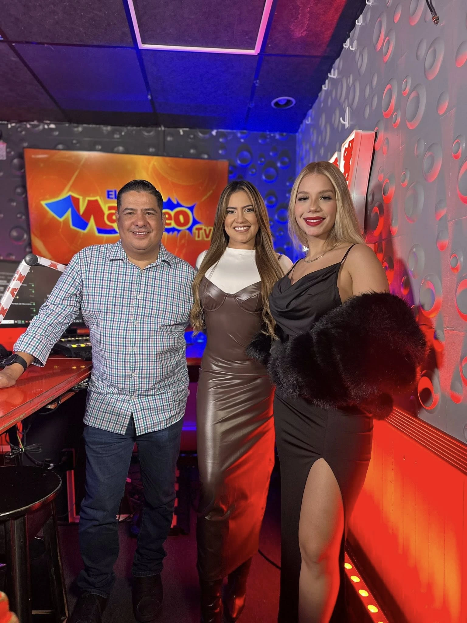 Alejandra Rubio confiesa su fantasía más secreta en vivo. Foto: cortesía de Facebook de XY90.5