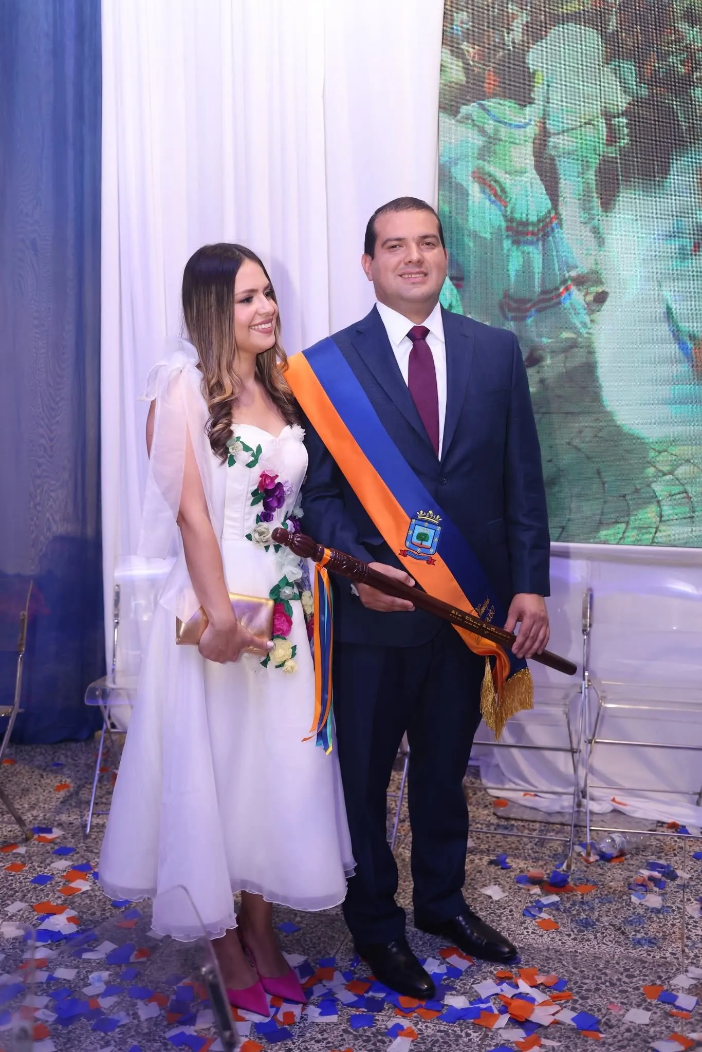 Thania Santos junto a su esposo Eber Aplicano, alcalde de Choluteca