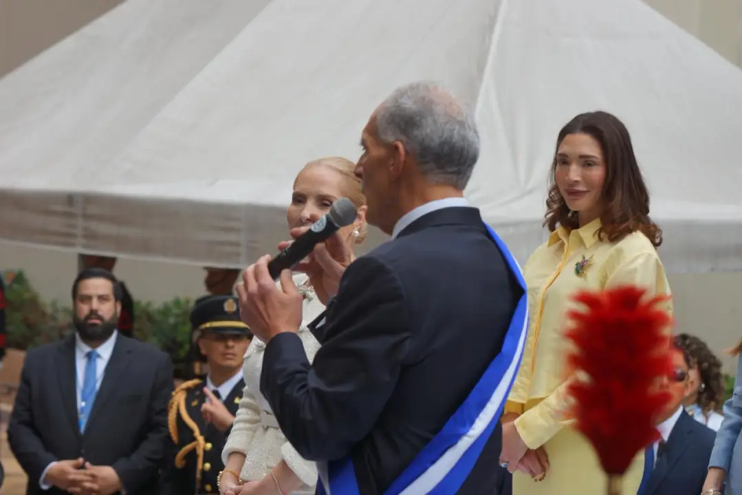 hijas de Nasry Asfura