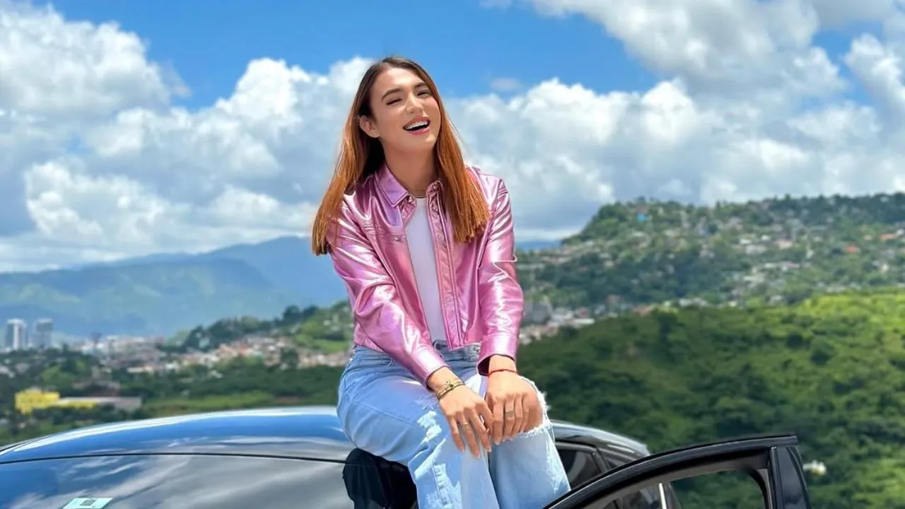 "Regalo de año nuevo" la Bicha  muestra como quedó su carro tras accidente