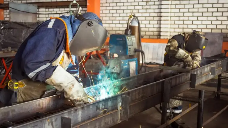 Imagen Principal de Nota: Estas son las vacantes para trabajar en extranjero publicadas por Secretaría de Trabajo