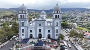 Imagen de Estos son los estacionamientos habilitados para visitantes en el día la Virgen de Suyapa 2026