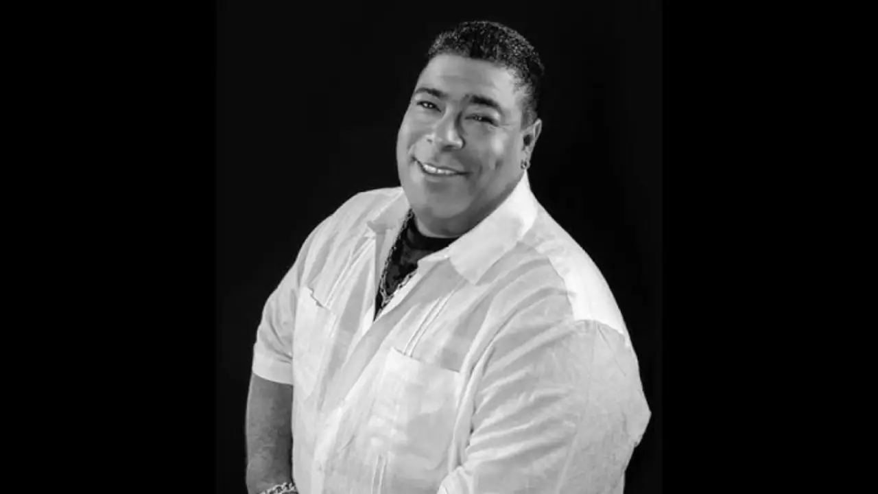 Imagen de Muere cantante de bachata en un vuelo hacia Estados Unidos