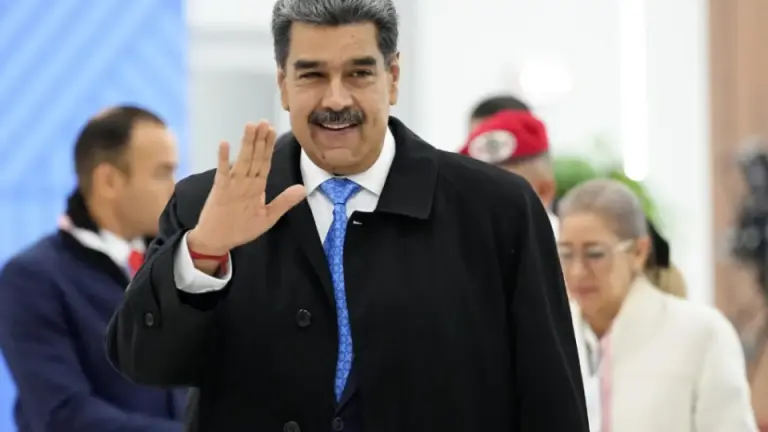 Imagen Principal de Nota: Nicolás Maduro y su esposa han sido capturados según informó  Donald Trump