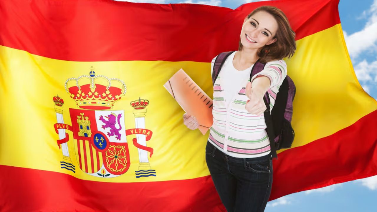 Imagen Principal de Nota: ¿Te gustaría estudiar en España? Estas son las becas disponibles