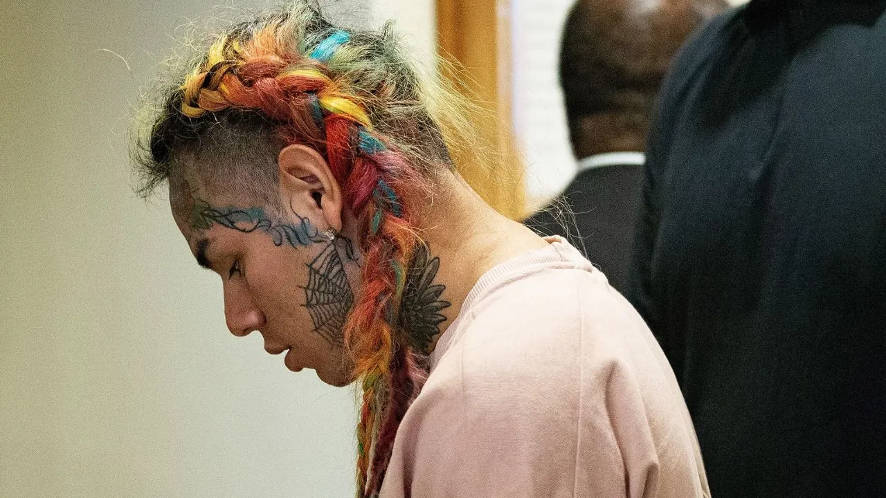 Tekashi 6ix9ine dice tener “suerte” de estar preso junto a Maduro y Mangione