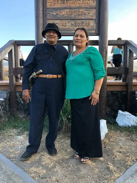 María Morales junto a Santiago Zúniga 