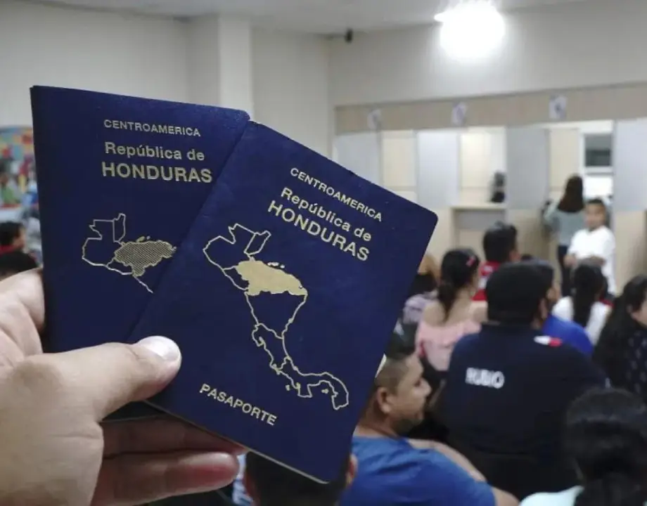 Pasaporte hondureño