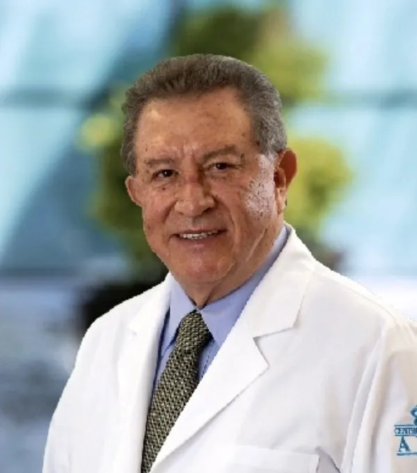 Doctor  Ángel Papadopulos 