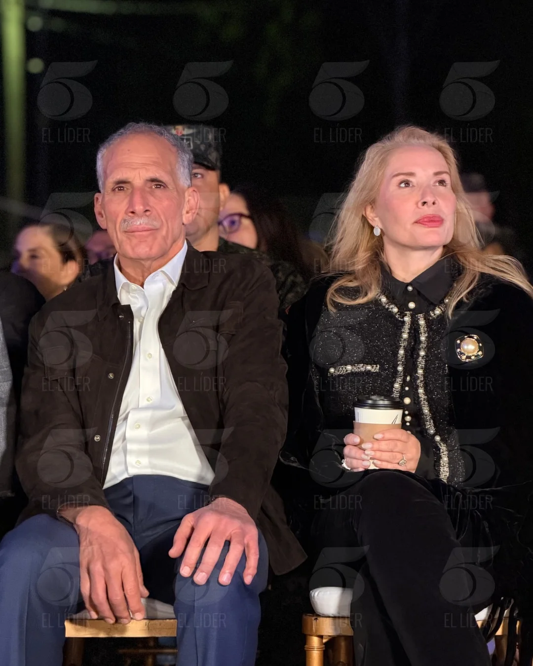 Presidente Nasry Asfura junto a su esposa Lissette del Cid