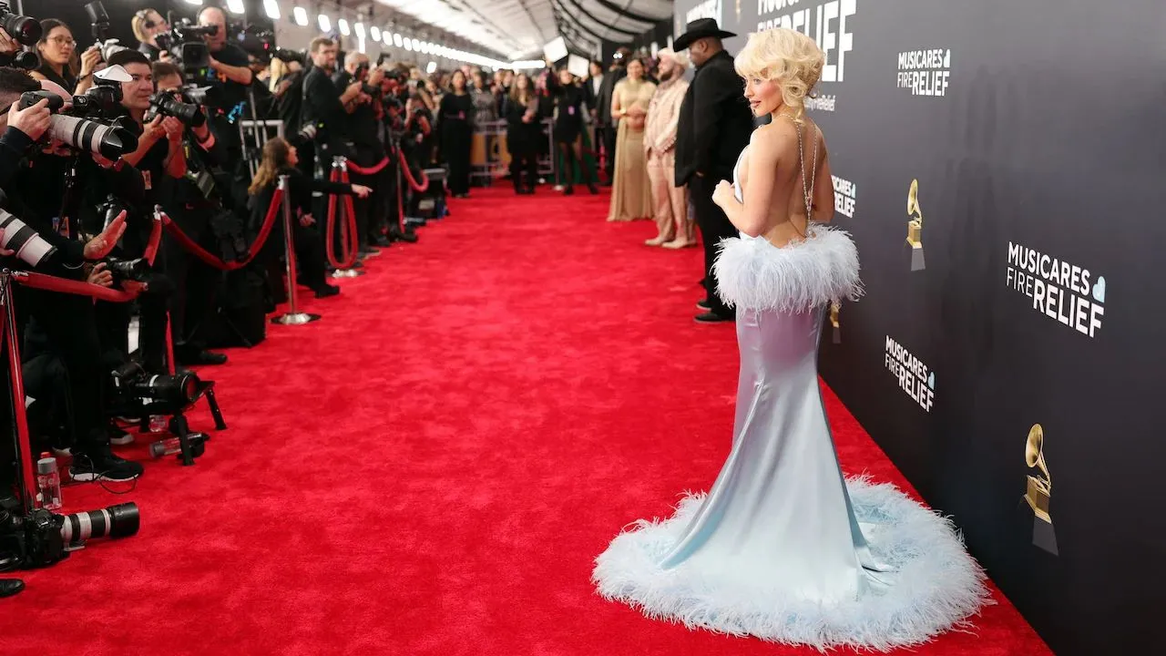 Imagen Principal de Nota: Hora de la alfombra roja de los Grammys 2026 y cómo seguirla en vivo