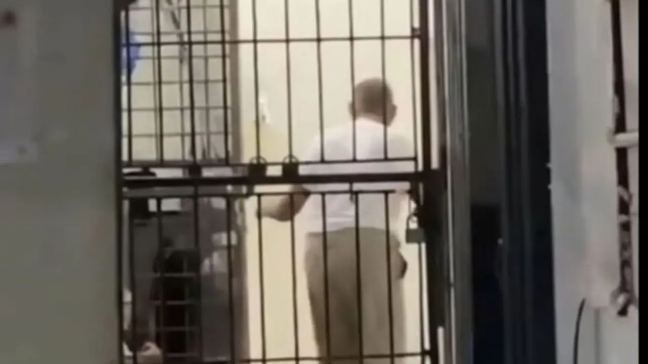 Imagen Principal de Nota: Apóstol “Chago” canta alabanzas desde la cárcel en El Salvador