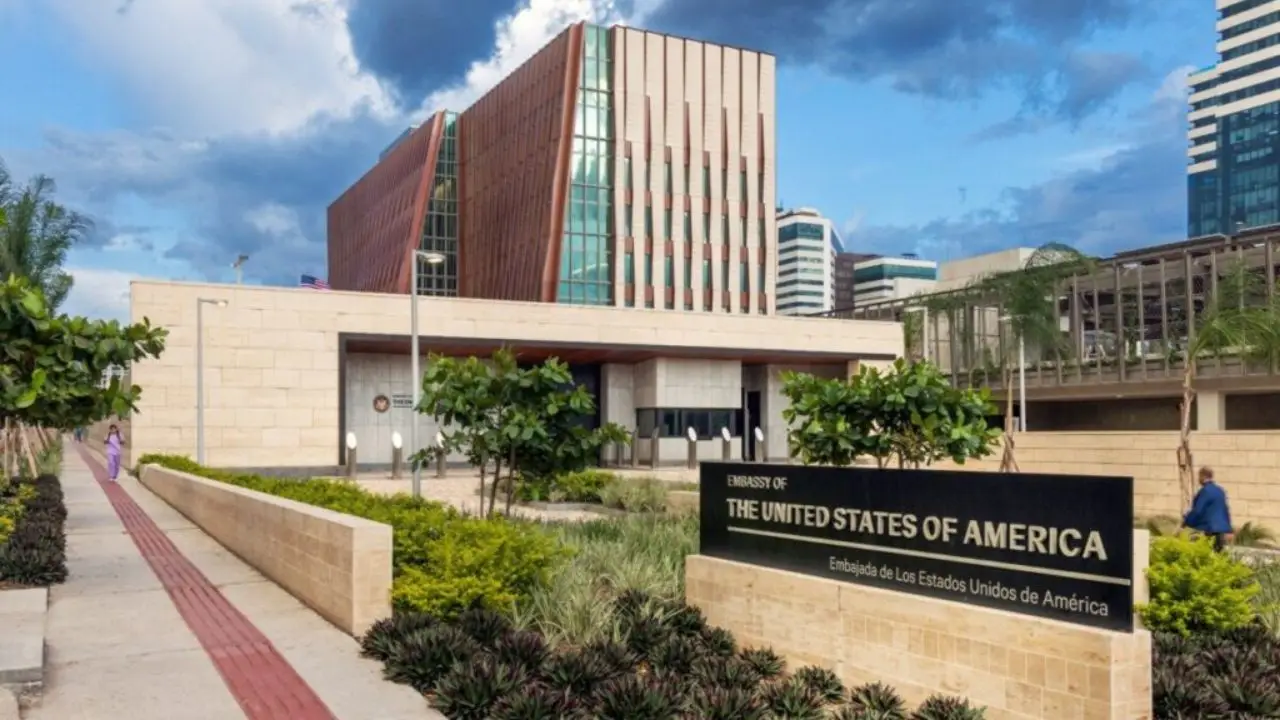 Imagen Principal de Nota: ¿Buscas trabajo? Así puedes postularte a empleos en la Embajada de EE. UU.