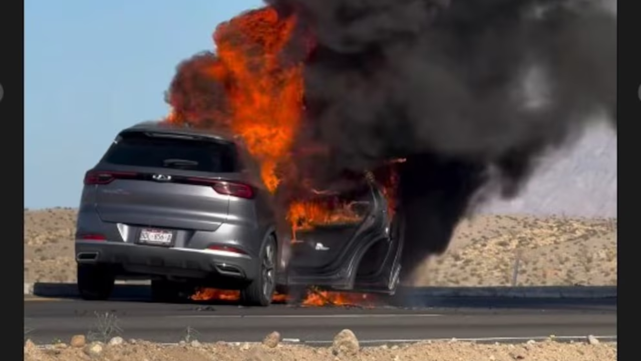 Se incendia camioneta de reconocidos tiktokers mexicanos durante viaje