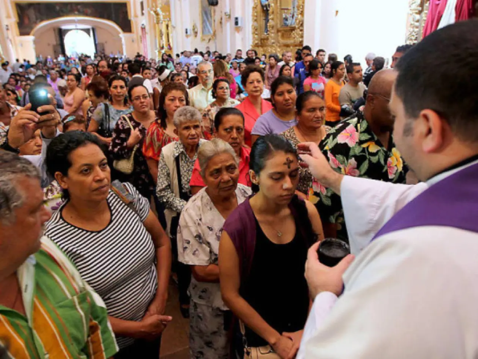 Imagen de ¿Cuándo cae el Miércoles de Ceniza 2026 y qué significado tiene?