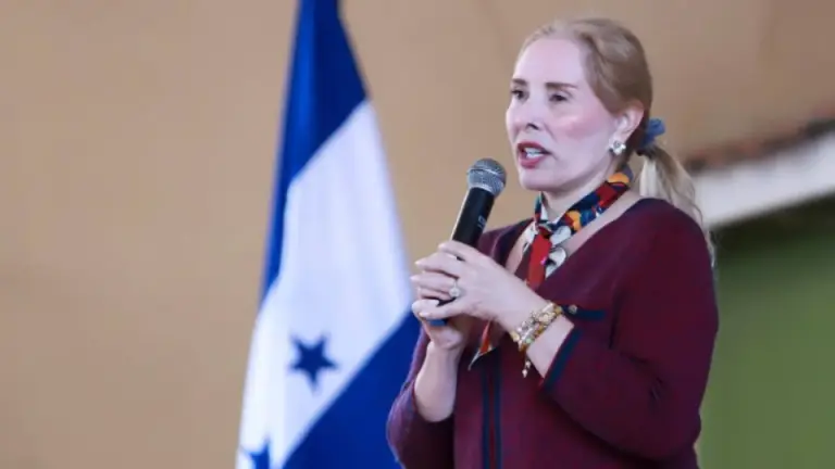 Así fue el emotivo recuerdo de Lissette del Cid sobre su camino a primera dama